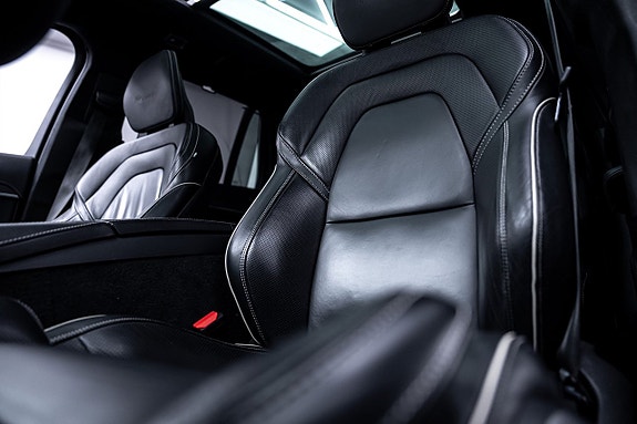 Volvo XC90 22 of 27