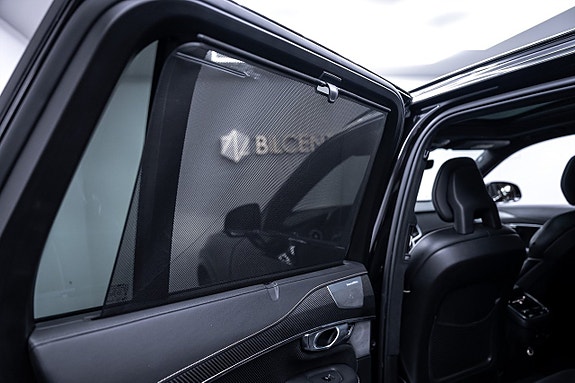 Volvo XC90 23 of 27