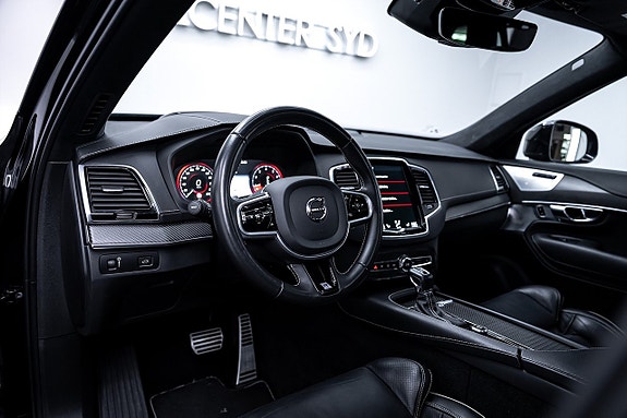 Volvo XC90 15 of 27