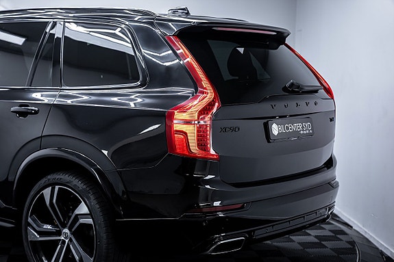 Volvo XC90 12 of 27