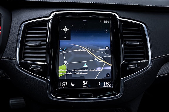 Volvo XC90 20 of 27
