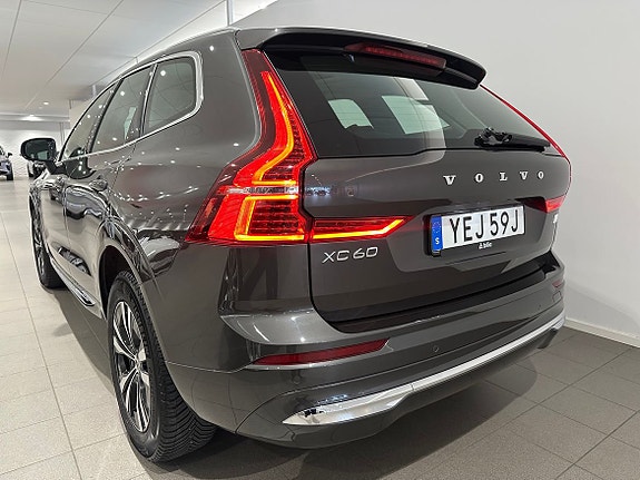 Volvo XC60 7 of 20
