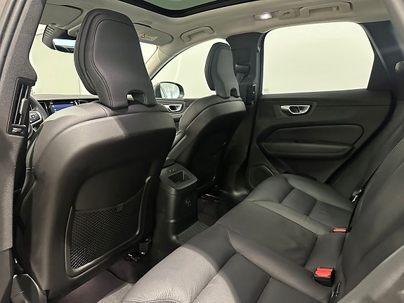 Volvo XC60 14 of 20
