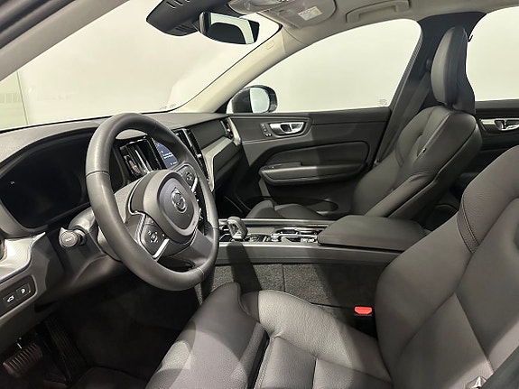 Volvo XC60 17 of 20