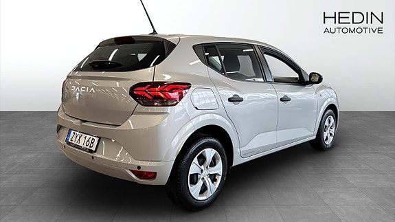 Dacia Sandero 5 of 17