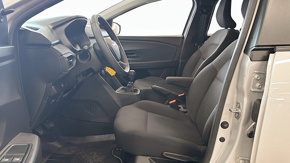 Dacia Sandero 11 of 17