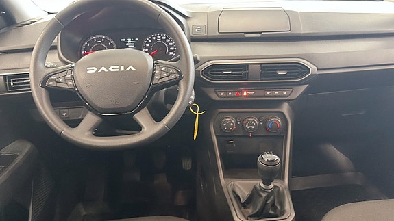 Dacia Sandero 13 of 17