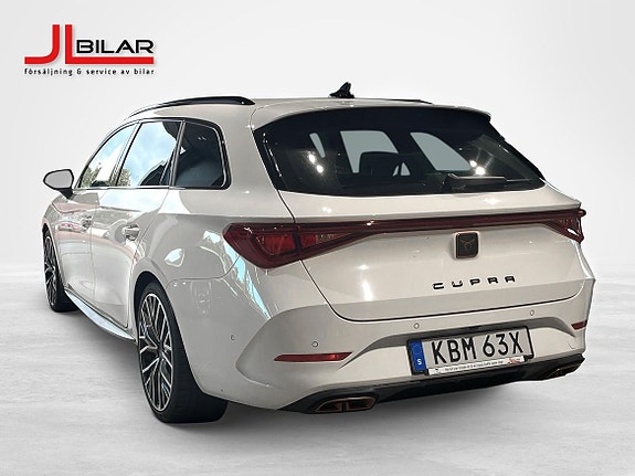 Cupra Leon 2 of 5