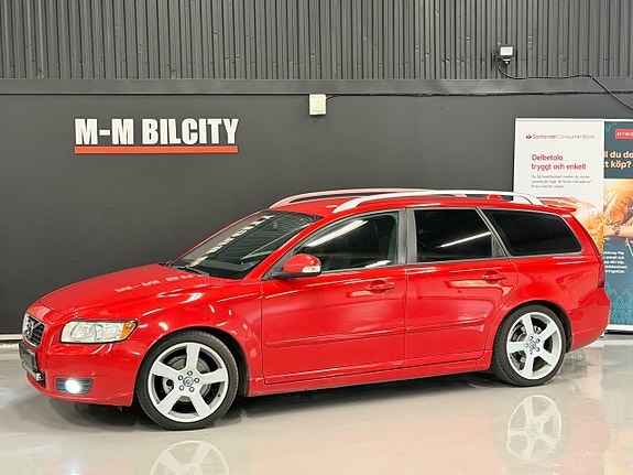 Volvo V50 2 of 8