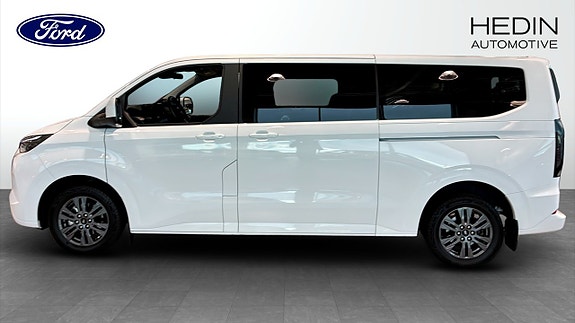 Ford Custom Tourneo 6 of 9