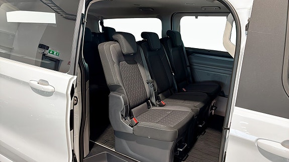 Ford Custom Tourneo 5 of 9