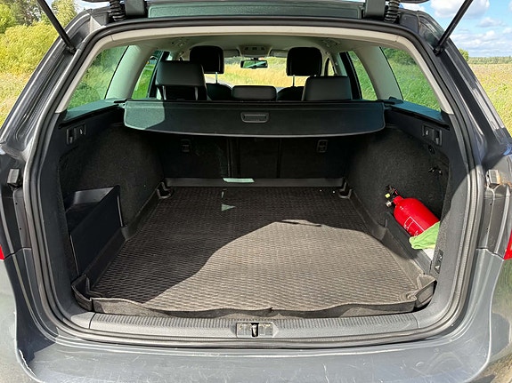 Volkswagen Passat 7 of 10