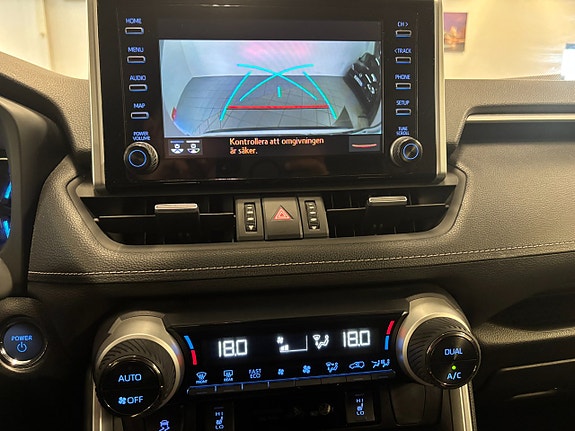 Toyota RAV4 16 of 19