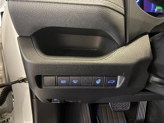 Toyota RAV4 17 of 19