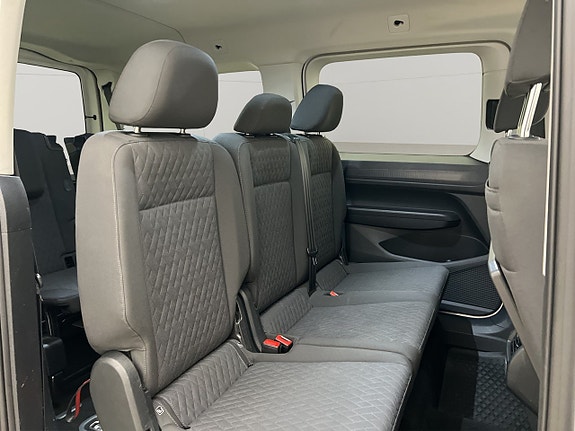 Volkswagen Caddy Maxi 27 of 30