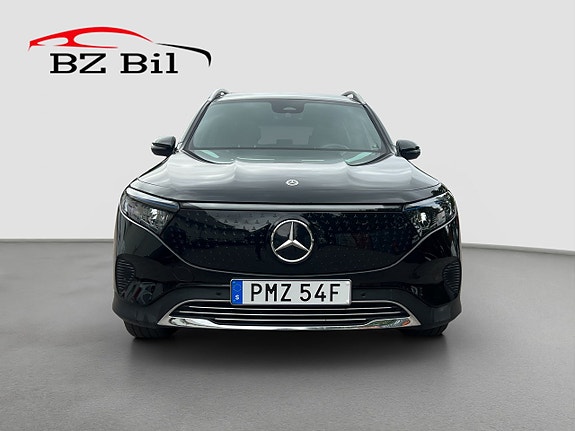 Mercedes-Benz EQB250+ 9 of 25