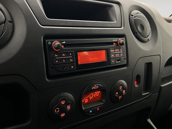 Renault Master 27 of 30