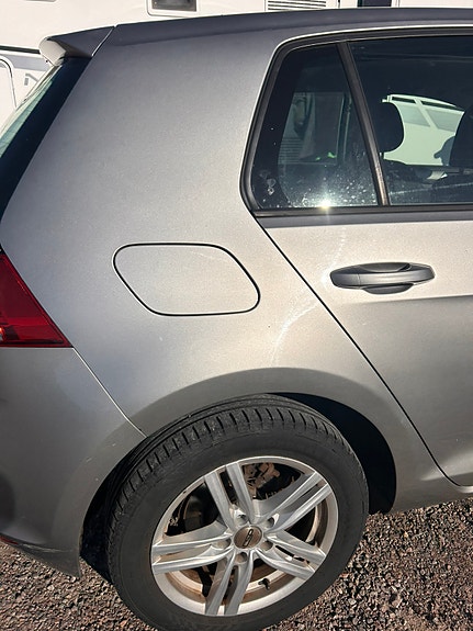 Volkswagen Golf VII 5 of 9