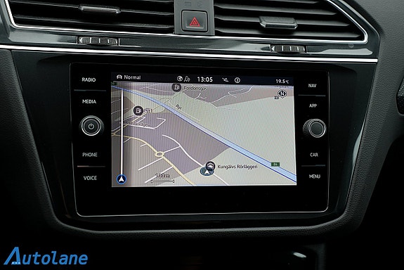 Volkswagen Tiguan 25 of 30