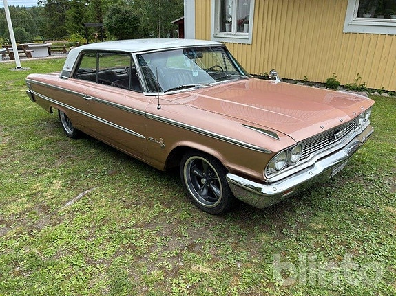 Ford Galaxie 3 of 20