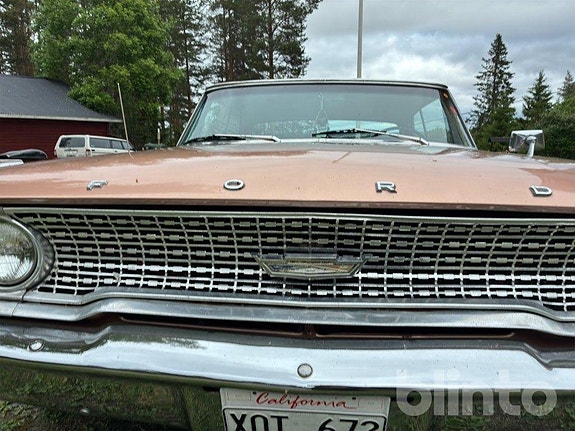 Ford Galaxie 15 of 20