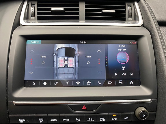 Jaguar E-PACE 10 of 10