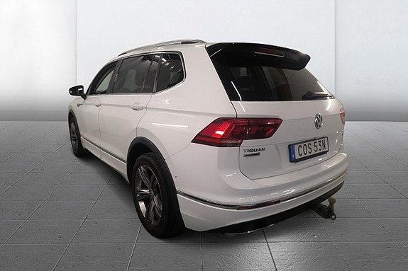 Volkswagen Tiguan Allspace 5 of 8