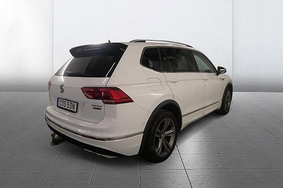 Volkswagen Tiguan Allspace 4 of 8