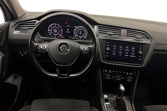 Volkswagen Tiguan Allspace 18 of 30