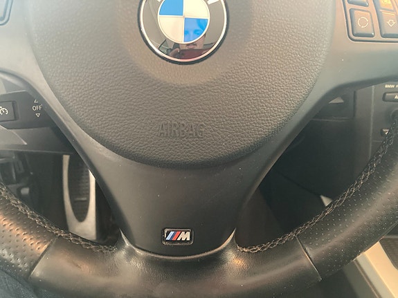 BMW 325i 6 of 6