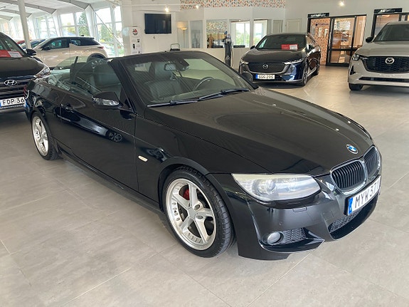 BMW 325i 2 of 6