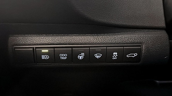 Toyota Corolla 18 of 22