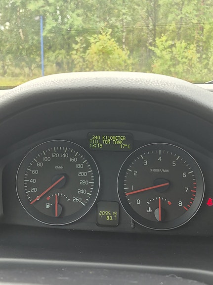 Volvo S40 3 of 7
