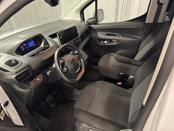 Peugeot Partner 8 of 9