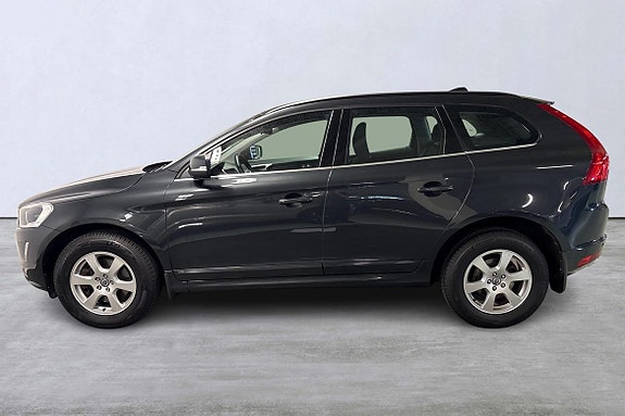 Volvo XC60 2 of 18