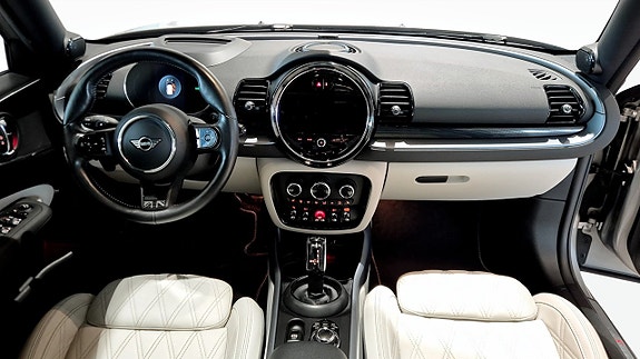 MINI Clubman Cooper S 4 of 13