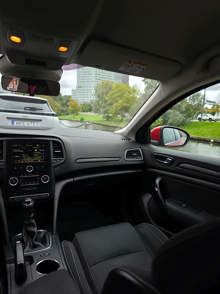 Renault Megane IV 7 of 23