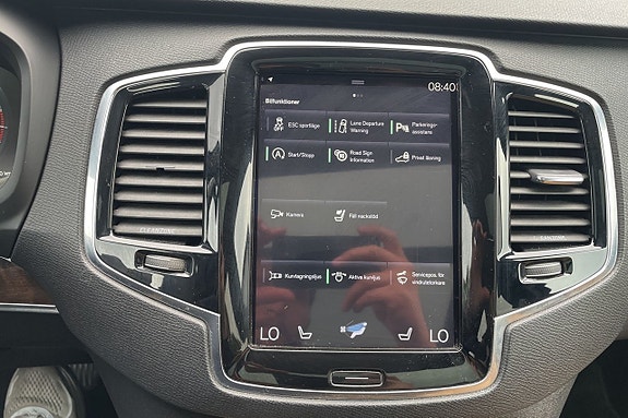 Volvo XC90 12 of 21