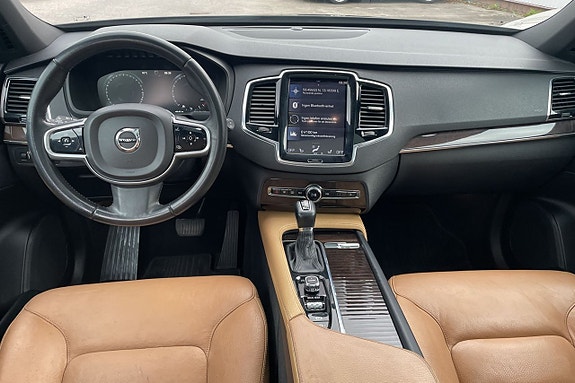Volvo XC90 9 of 21