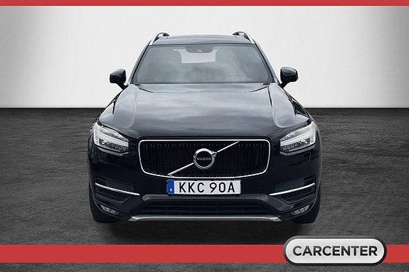 Volvo XC90 2 of 21