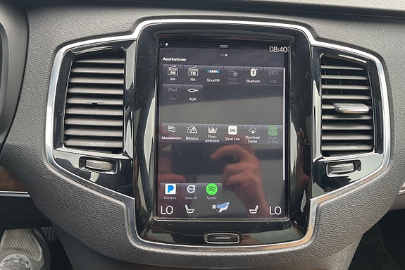 Volvo XC90 11 of 21