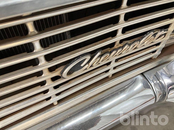 Chevrolet Impala 19 of 20
