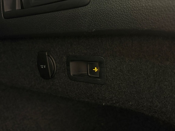 Volkswagen Passat 17 of 18