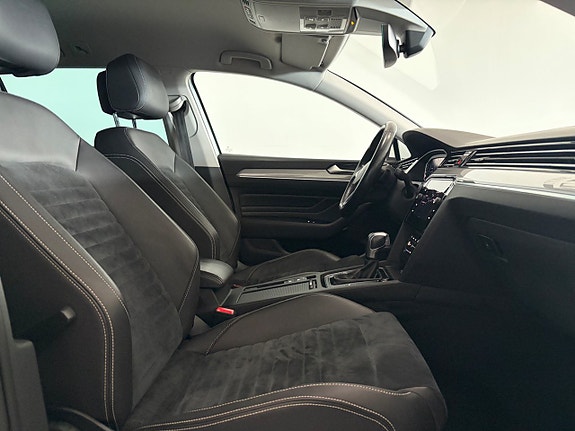 Volkswagen Passat 6 of 18