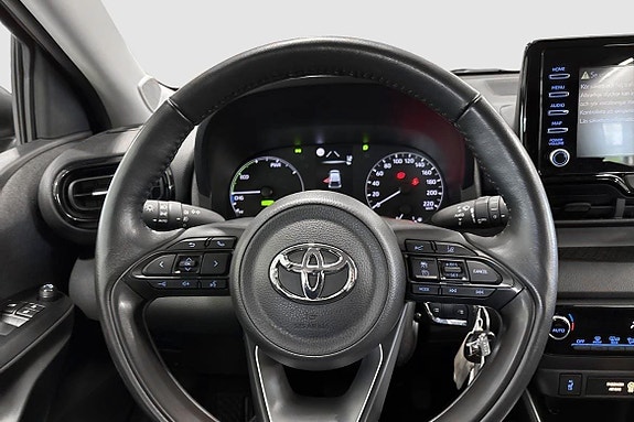 Toyota Yaris 12 of 13