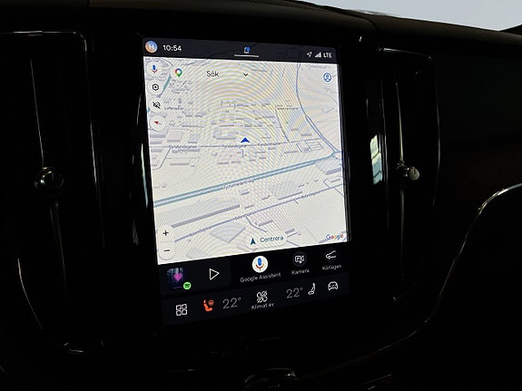 Volvo XC60 15 of 27