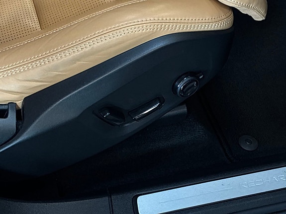 Volvo XC60 20 of 27