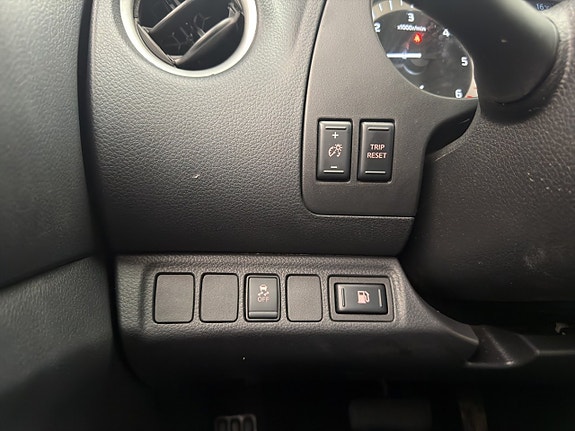 Nissan Navara 19 of 30