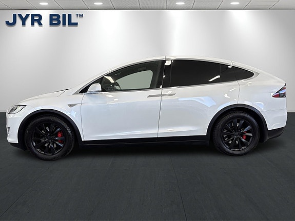 Tesla Model X 6 of 27
