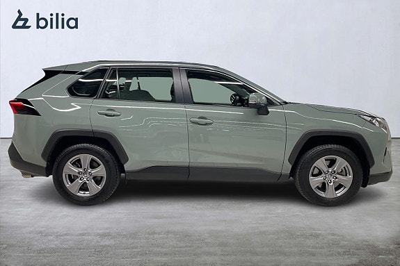 Toyota RAV4 18 of 21